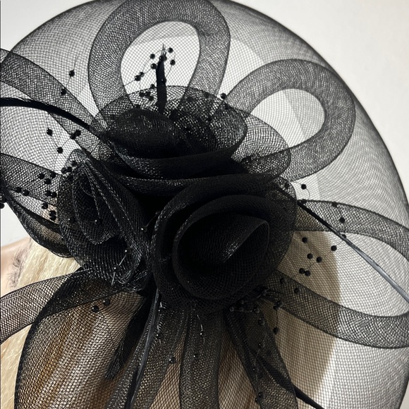Vintage Black Mesh Fascinator Hat - Picture 5 of 5